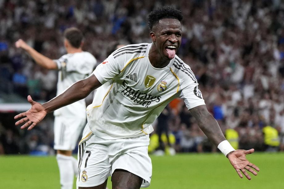 入拜仁球迷 入拜仁球迷